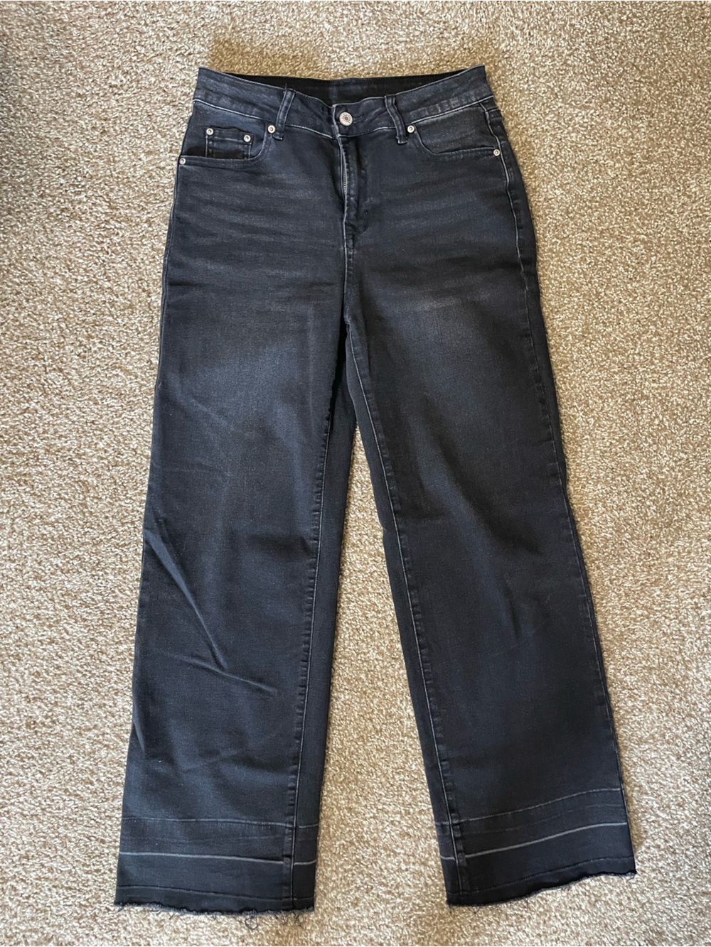 Black Wide-Leg Jeans